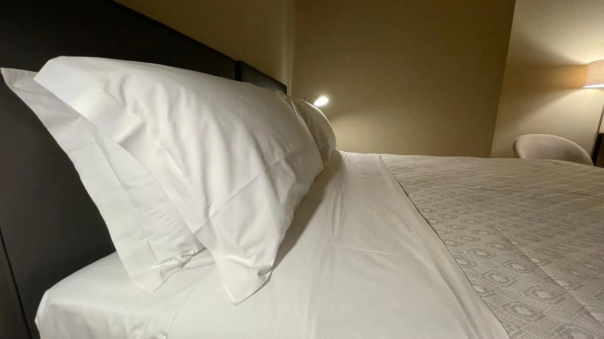 La Galleria Lodge Parma Affittacamere