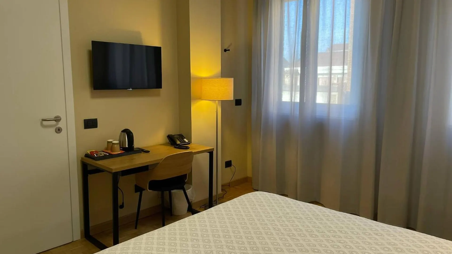 La Galleria Lodge Parma