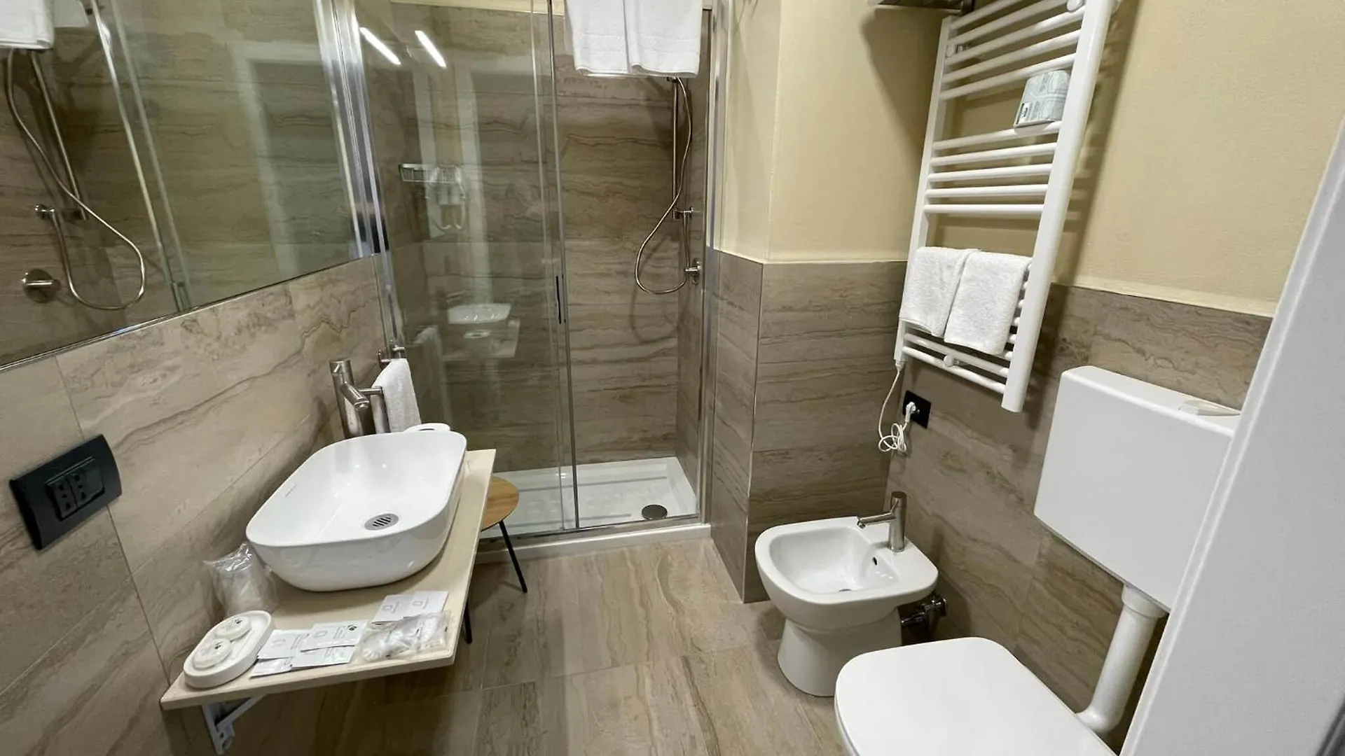 La Galleria Lodge Parma Affittacamere