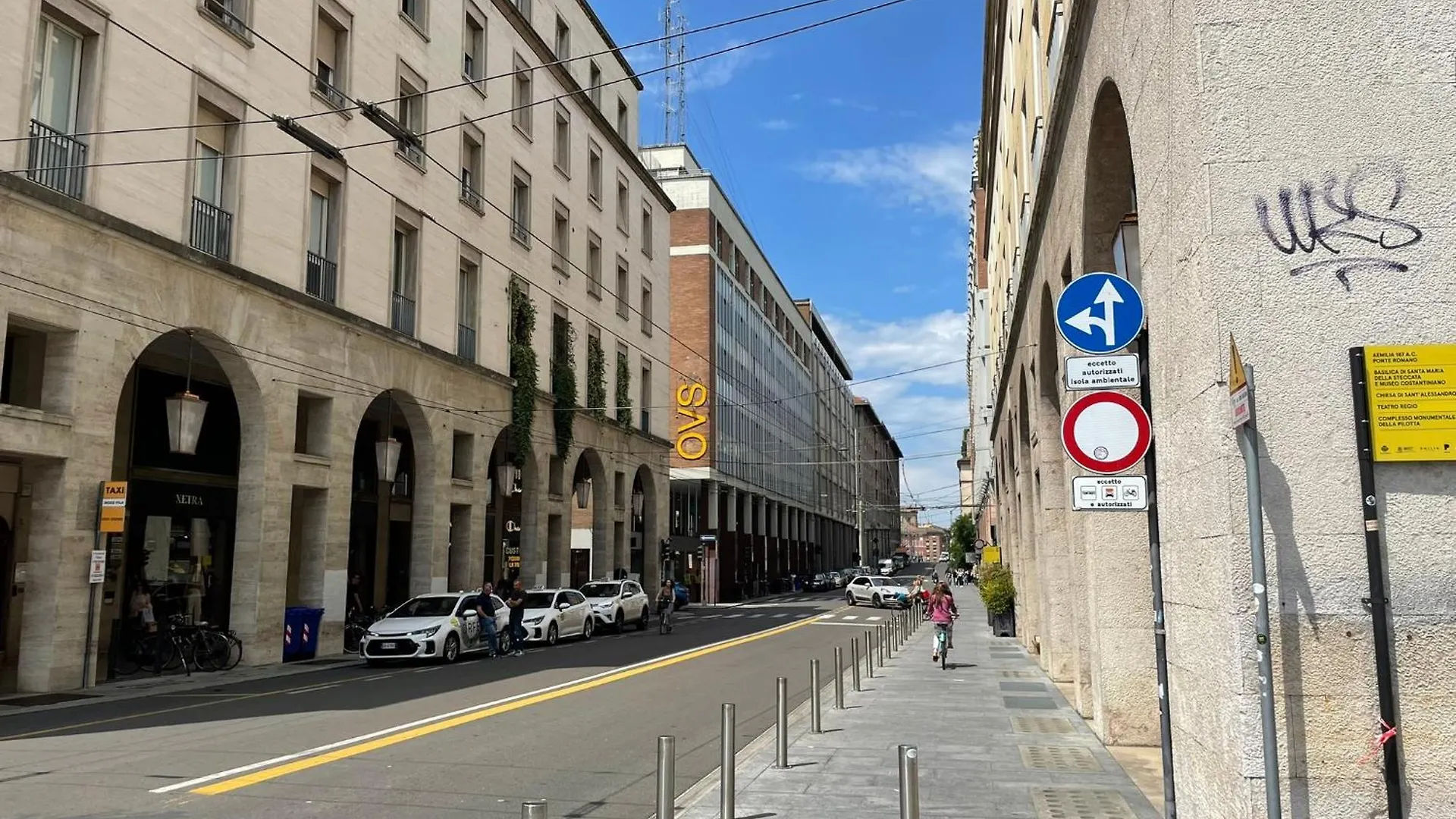 Affittacamere La Galleria Lodge Parma Italia