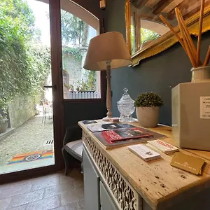 Le Di Bsuites Pensión